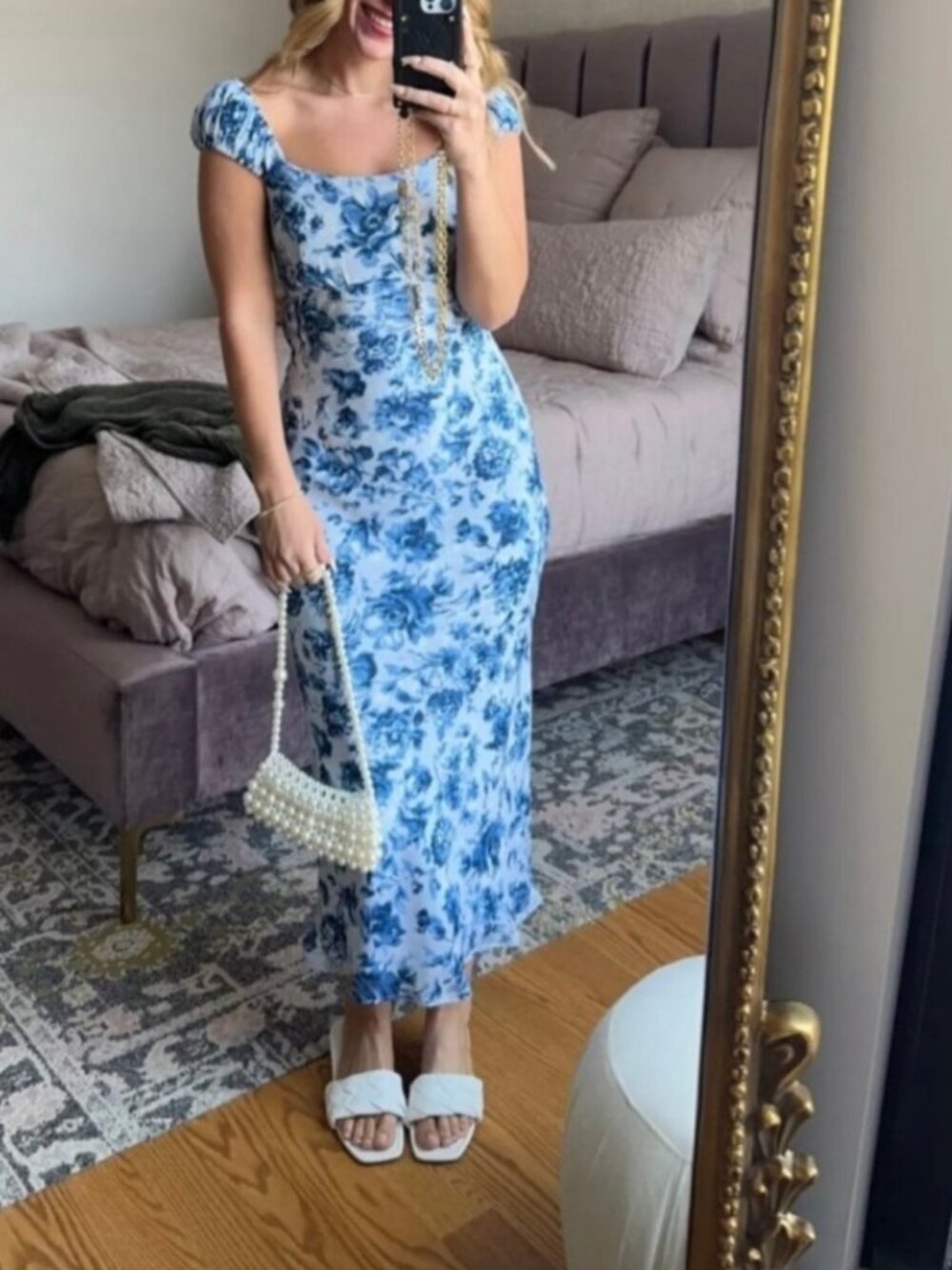 Dress - Picture 5 of 5